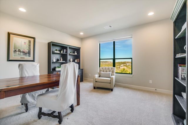 7300 Flagship Park DR, Jonestown, TX 78645