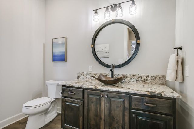 7300 Flagship Park DR, Jonestown, TX 78645