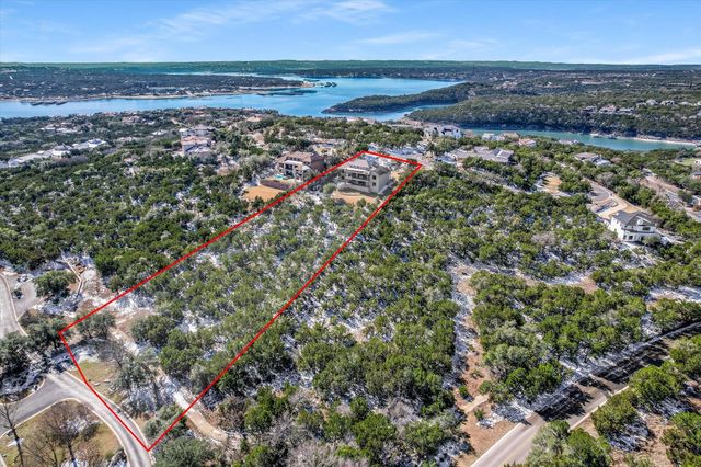 7300 Flagship Park DR, Jonestown, TX 78645