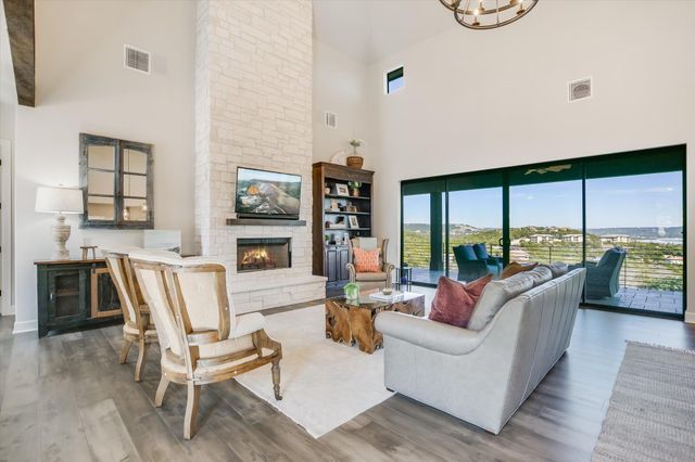 7300 Flagship Park DR, Jonestown, TX 78645