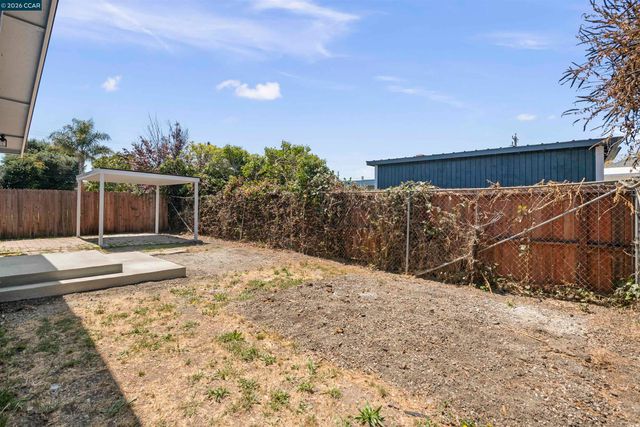 339 S 29th St, Richmond, CA 94804
