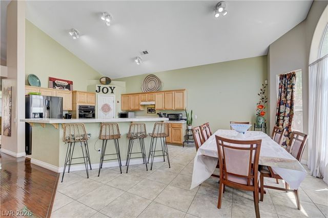 1723 Fall Pointe Court, North Las Vegas, NV 89032