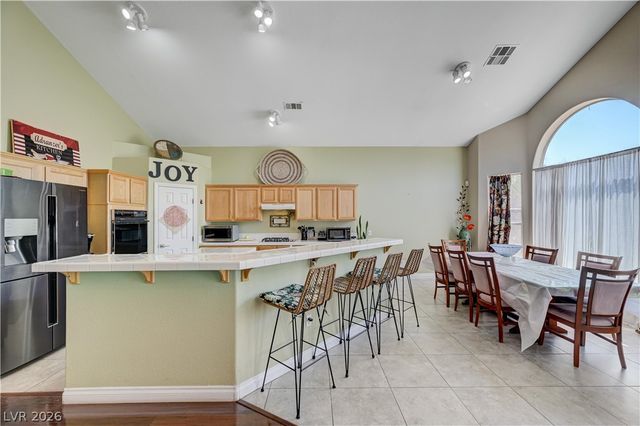 1723 Fall Pointe Court, North Las Vegas, NV 89032