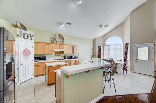 1723 Fall Pointe Court, North Las Vegas, NV 89032