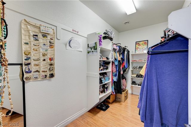 1723 Fall Pointe Court, North Las Vegas, NV 89032