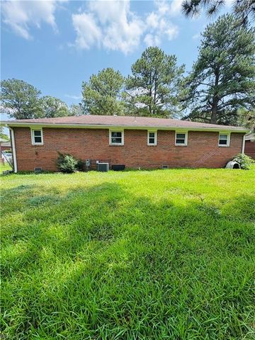 13 Kennedy DR, Portsmouth, VA 23702