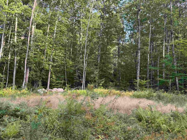 26 Circuit Road, Ossipee, NH 03864
