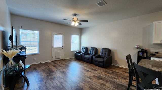 1718 Moonstone Bay, San Antonio, TX 78245