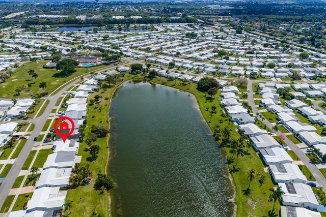 2028 SW 19th Avenue, Boynton Beach, FL 33426