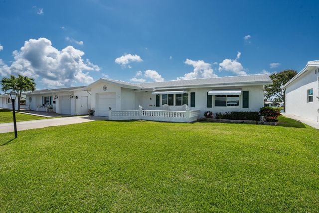 2028 SW 19th Avenue, Boynton Beach, FL 33426