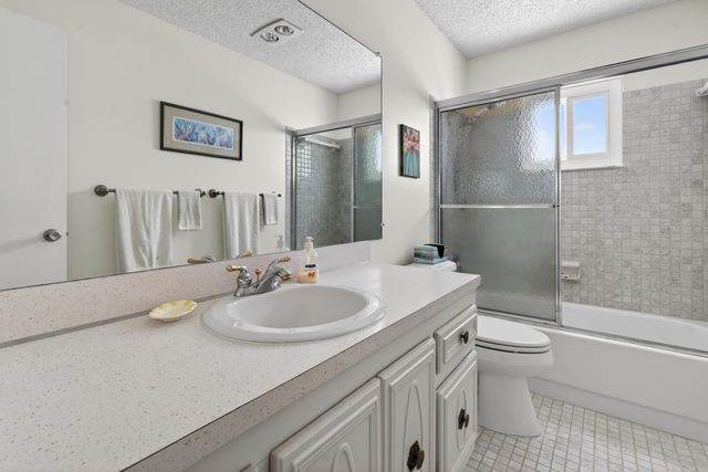 2028 SW 19th Avenue, Boynton Beach, FL 33426