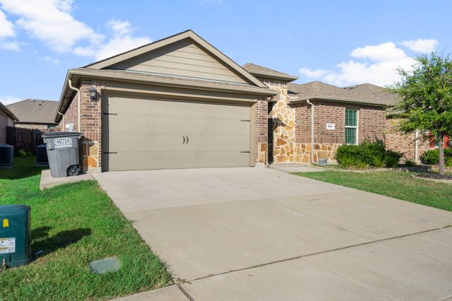 806 Meadow Wood Lane, Princeton, TX 75407