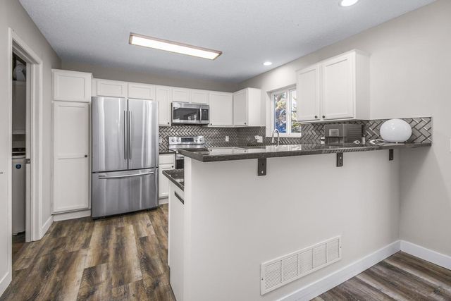 10539 188th Street W, Lakeville, MN 55044