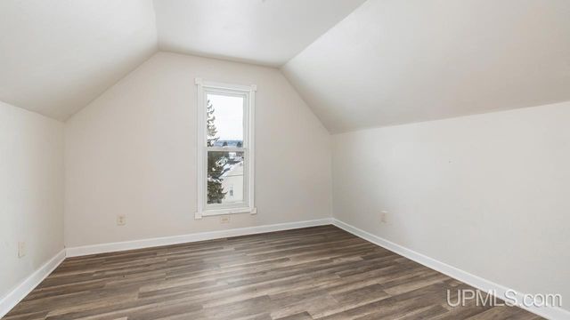 618 E Stanton Street, Iron Mountain, MI 49801