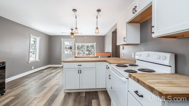 618 E Stanton Street, Iron Mountain, MI 49801