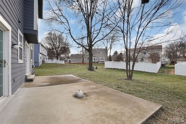 26 Lippizan Road, St Peters, MO 63376