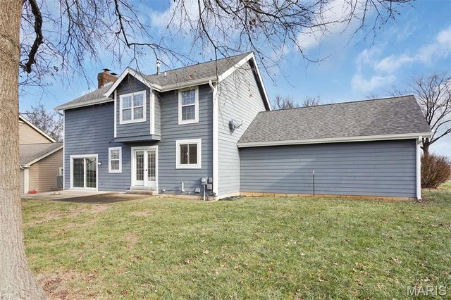 26 Lippizan Road, St Peters, MO 63376