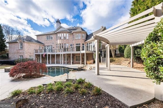 648 Glenover Drive, Milton, GA 30004