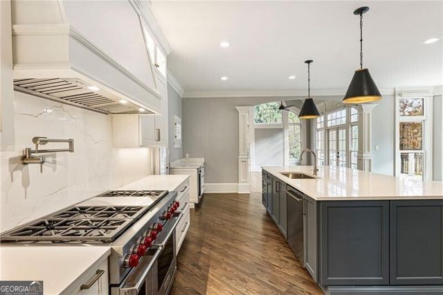 648 Glenover Drive, Milton, GA 30004