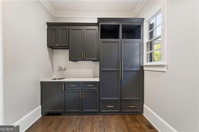 648 Glenover Drive, Milton, GA 30004