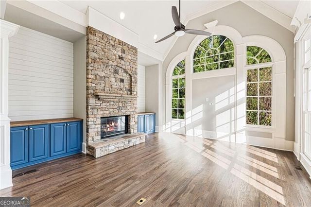 648 Glenover Drive, Milton, GA 30004