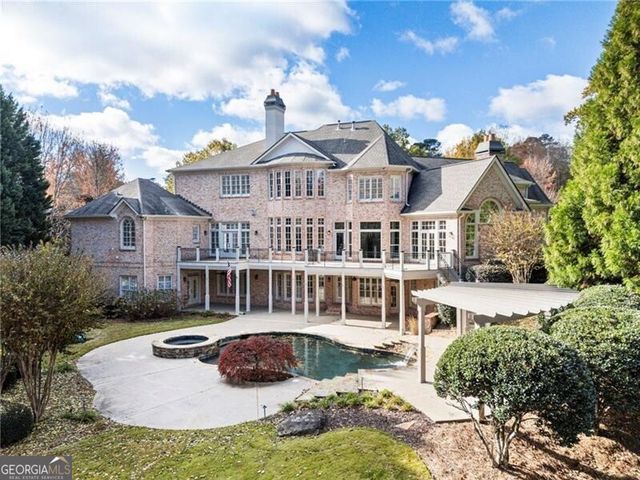 648 Glenover Drive, Milton, GA 30004