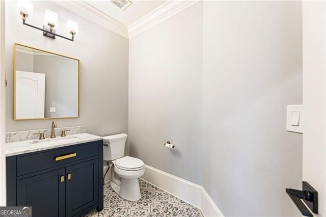 648 Glenover Drive, Milton, GA 30004