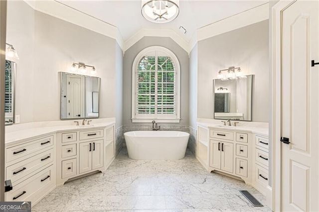 648 Glenover Drive, Milton, GA 30004