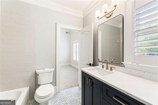 648 Glenover Drive, Milton, GA 30004