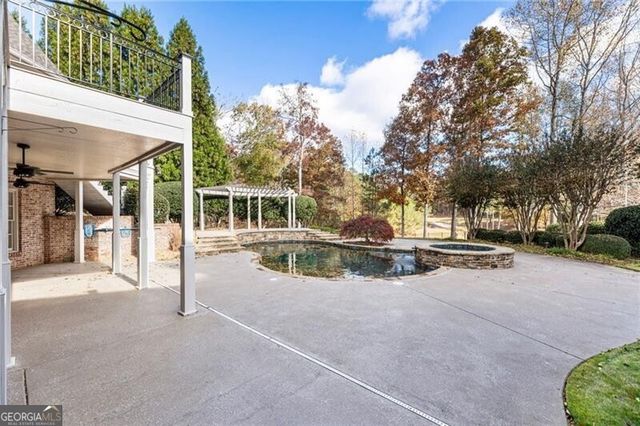 648 Glenover Drive, Milton, GA 30004