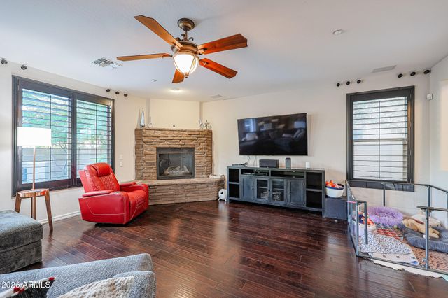 4929 W MARCUS Drive, Phoenix, AZ 85083