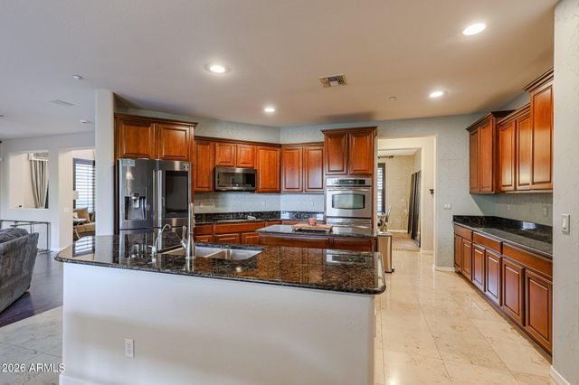 4929 W MARCUS Drive, Phoenix, AZ 85083