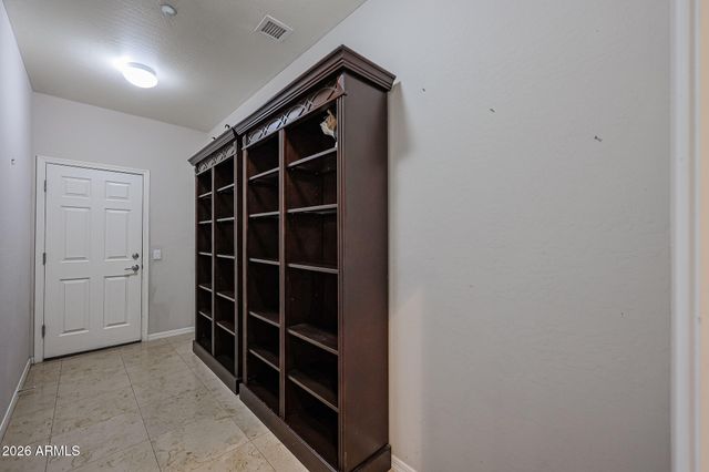 4929 W MARCUS Drive, Phoenix, AZ 85083