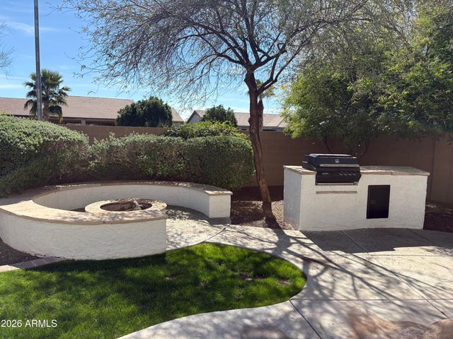 4929 W MARCUS Drive, Phoenix, AZ 85083