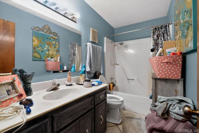 28 Jones Street, Vilonia, AR 72173