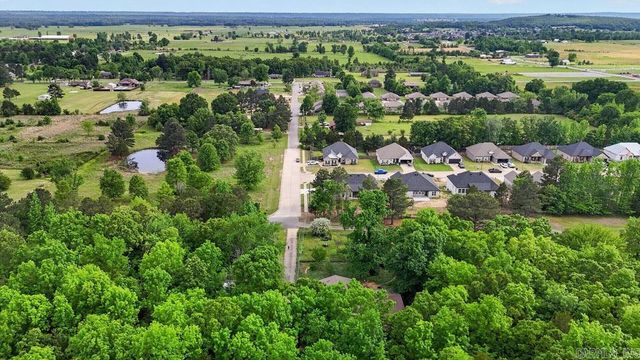 28 Jones Street, Vilonia, AR 72173