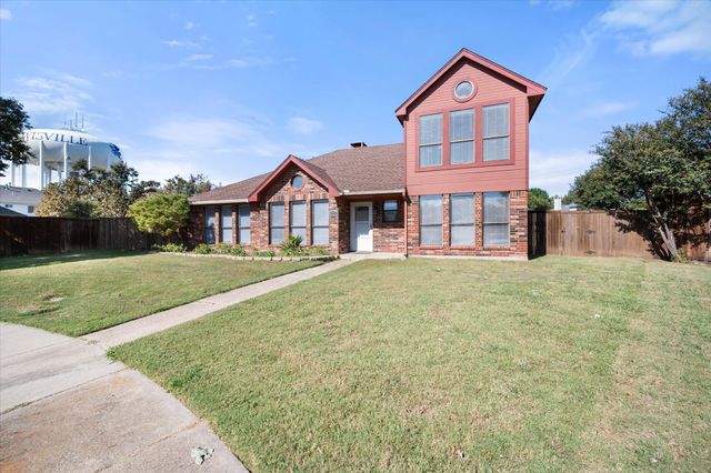 2094 Amber Court, Lewisville, TX 75067