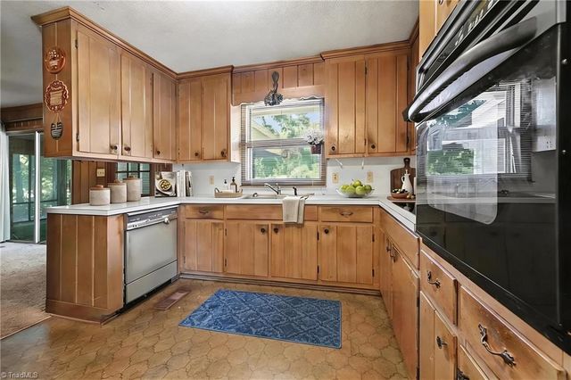 654 Runningbrook Lane, Rural Hall, NC 27045