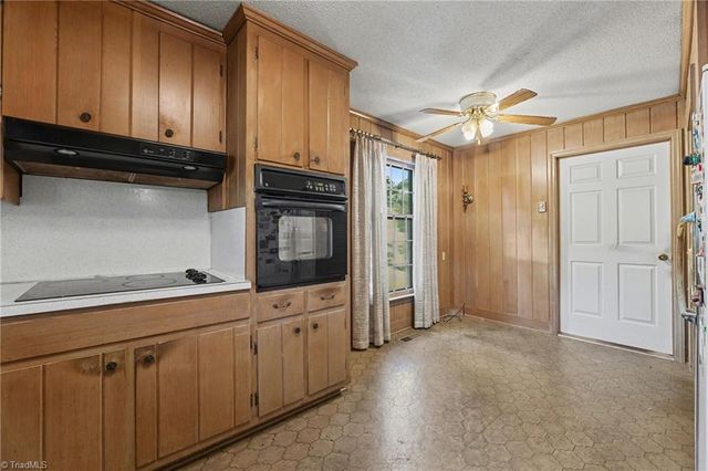 654 Runningbrook Lane, Rural Hall, NC 27045