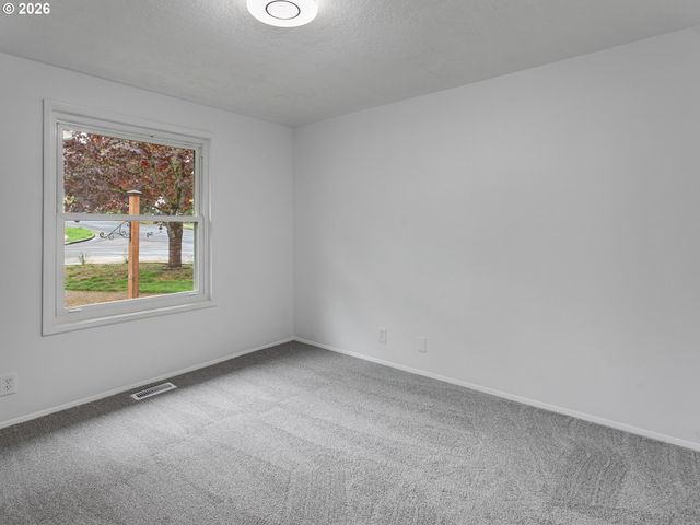 8520 Sw MONTICELLO St, Beaverton, OR 97008