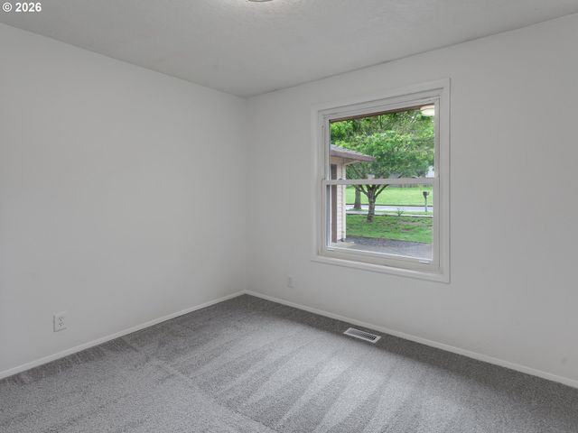 8520 Sw MONTICELLO St, Beaverton, OR 97008