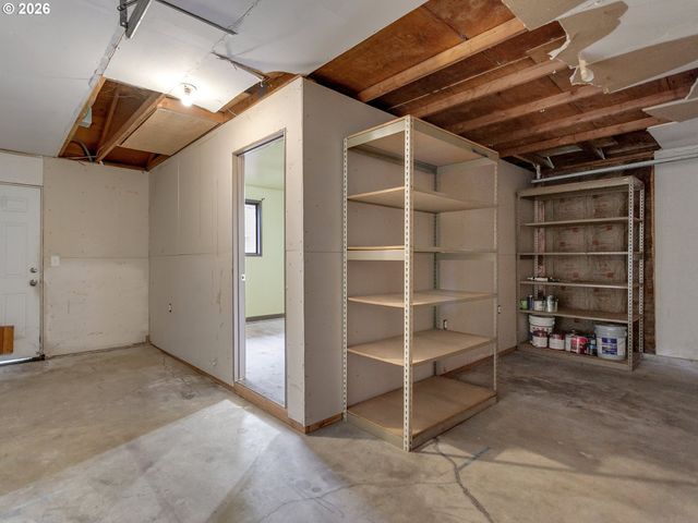 8520 Sw MONTICELLO St, Beaverton, OR 97008