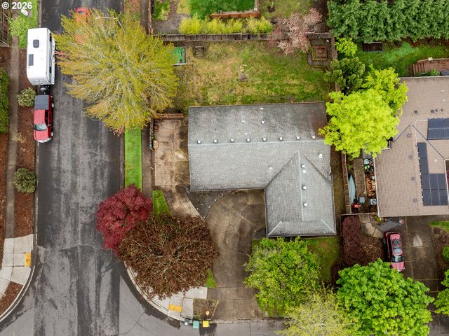 8520 Sw MONTICELLO St, Beaverton, OR 97008