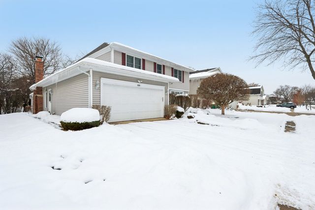 690 Dunhill Drive, Buffalo Grove, IL 60089