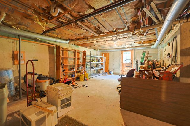 77 Bow Street, Northwood, NH 03261
