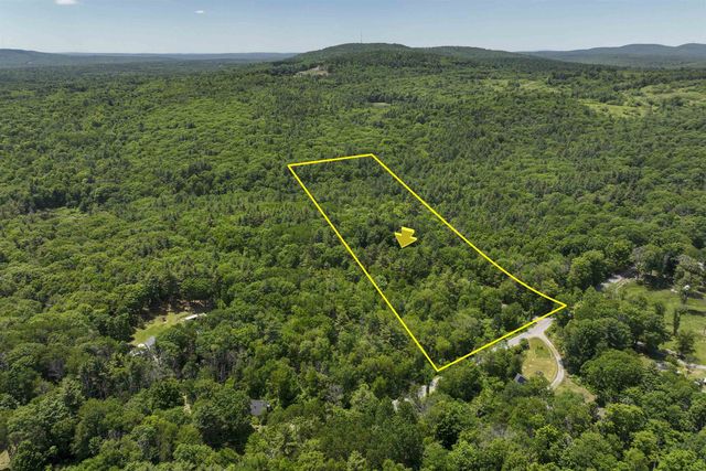 77 Bow Street, Northwood, NH 03261