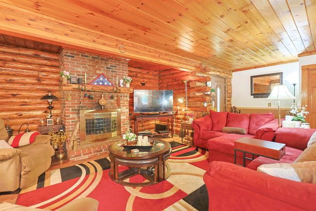 77 Bow Street, Northwood, NH 03261