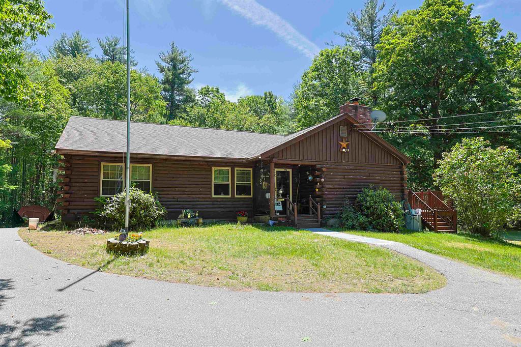 77 Bow Street, Northwood, NH 03261