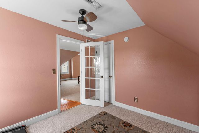 2439 Park Avenue F, Minneapolis, MN 55404