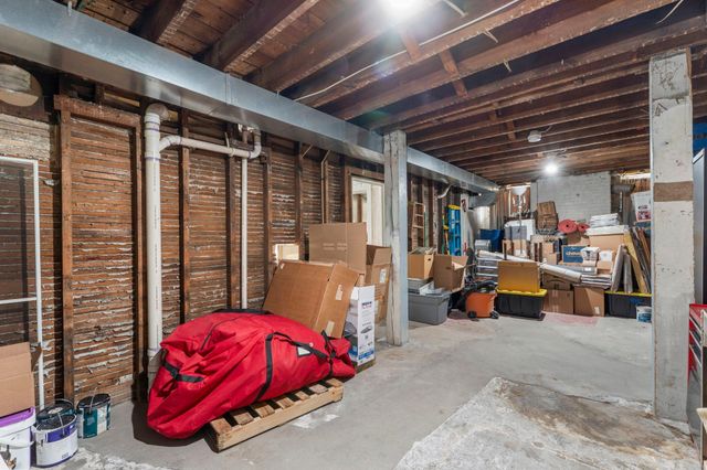 2439 Park Avenue F, Minneapolis, MN 55404